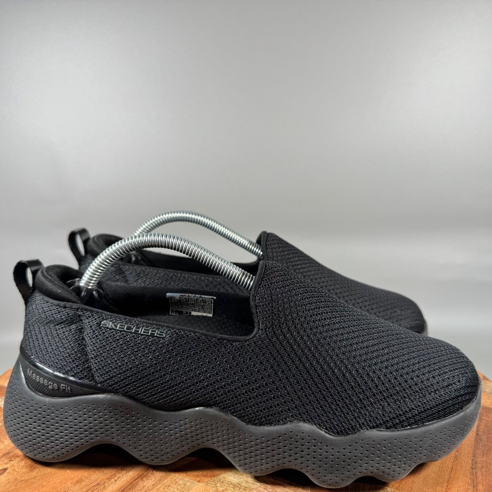 Skechers GO WALK Massage Fit Women's Black Slip On Sneakers Shoes Size‎ 6.5 W